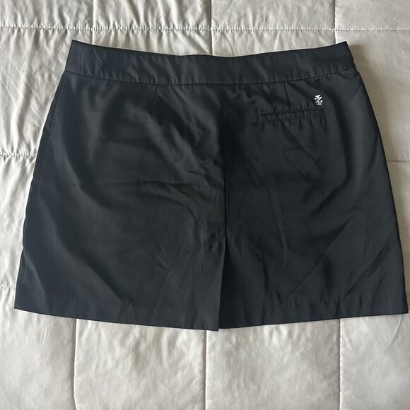 IZOD Womens Golf Tennis Skirt w/ built-in shorts Stretch material SZ 16 SOFT - Picture 2 of 9